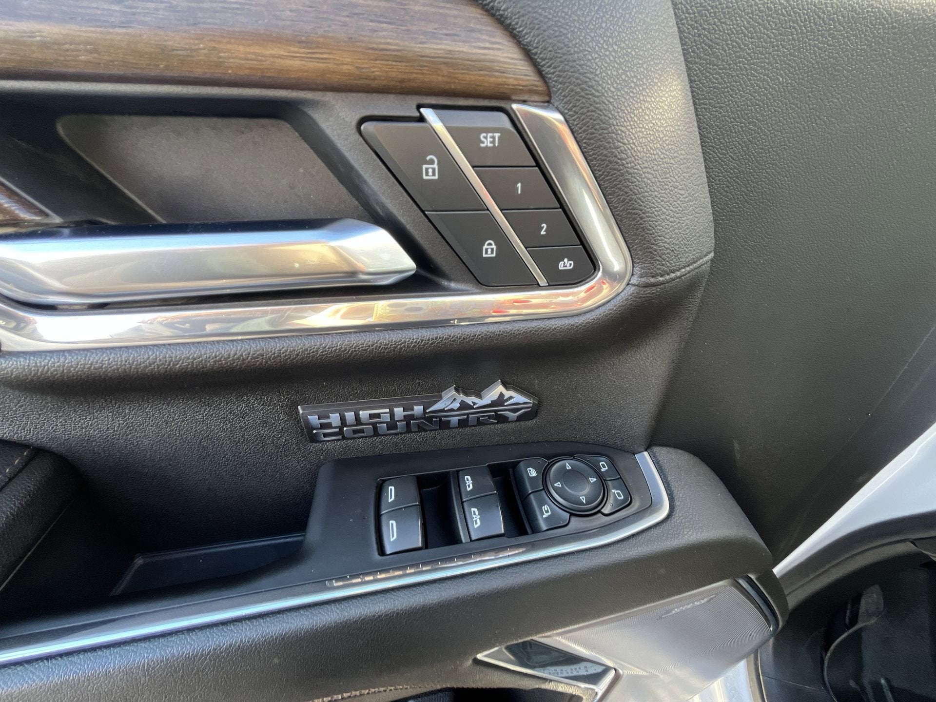 2023 Chevrolet Silverado 1500 Crew Cab Short Box 4-Wheel Drive High Country