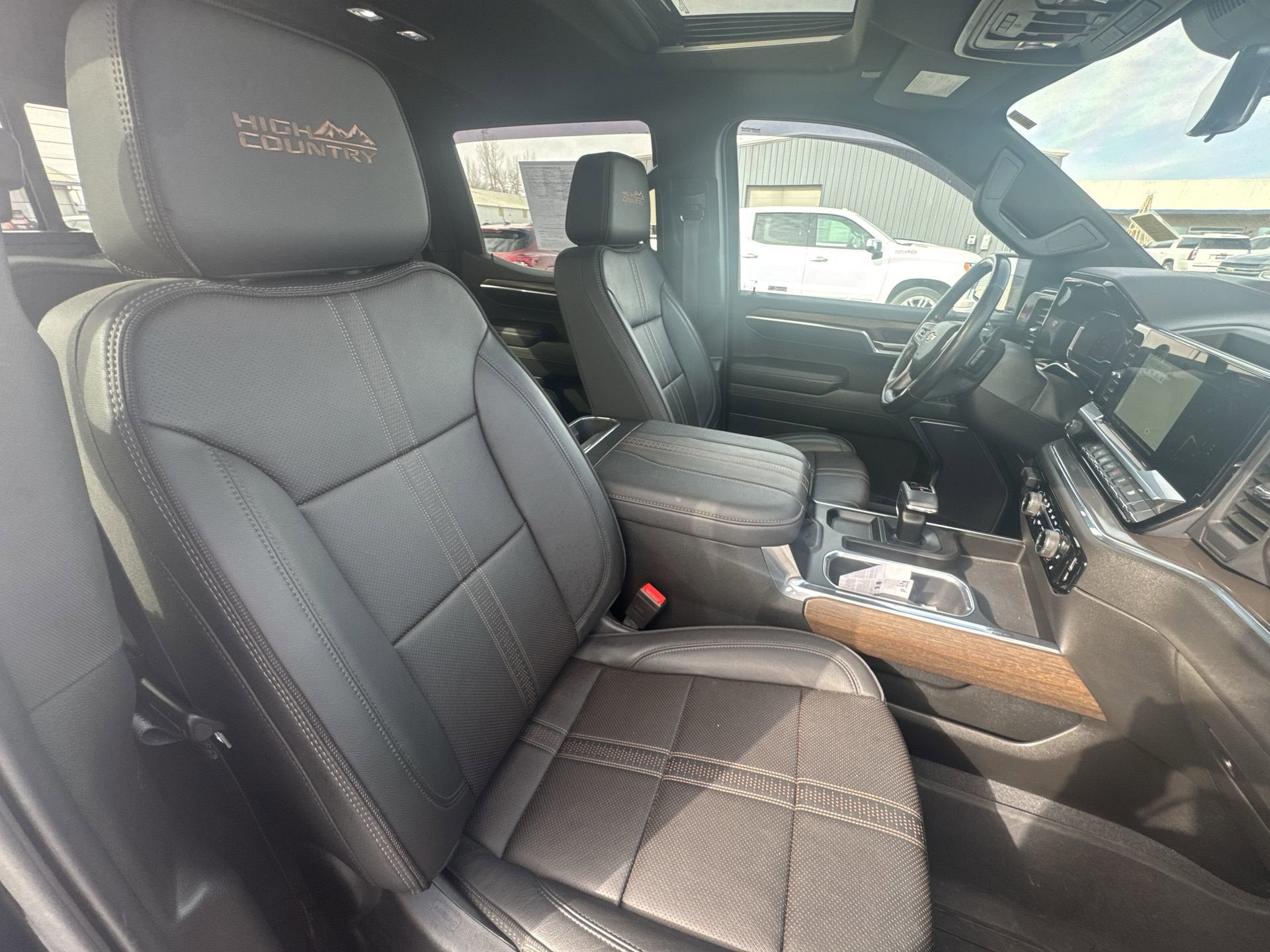 2023 Chevrolet Silverado 1500 Crew Cab Short Box 4-Wheel Drive High Country