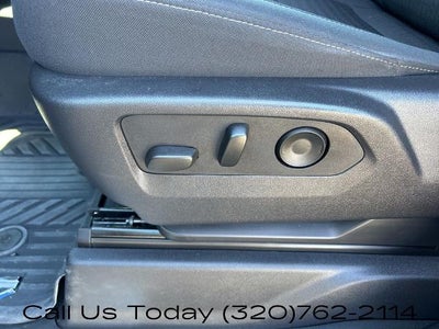 2025 Chevrolet Silverado 1500 Crew Cab Short Box 4-Wheel Drive LT 1LT