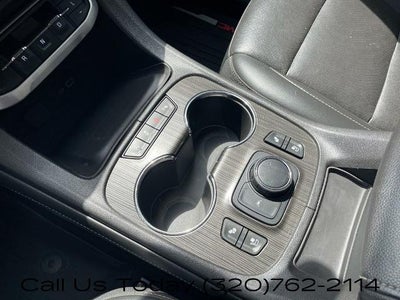 2022 GMC Acadia AWD SLT