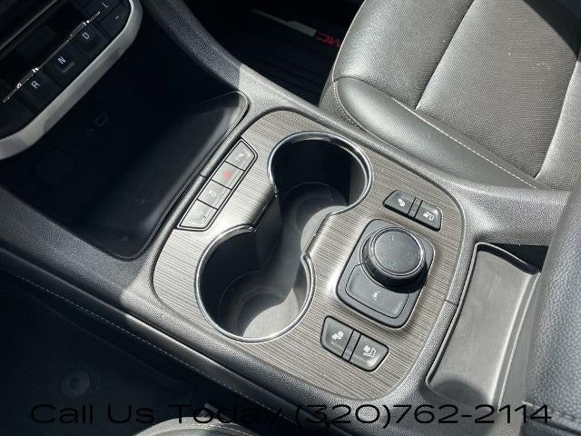 2022 GMC Acadia AWD SLT