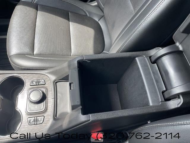 2022 GMC Acadia AWD SLT