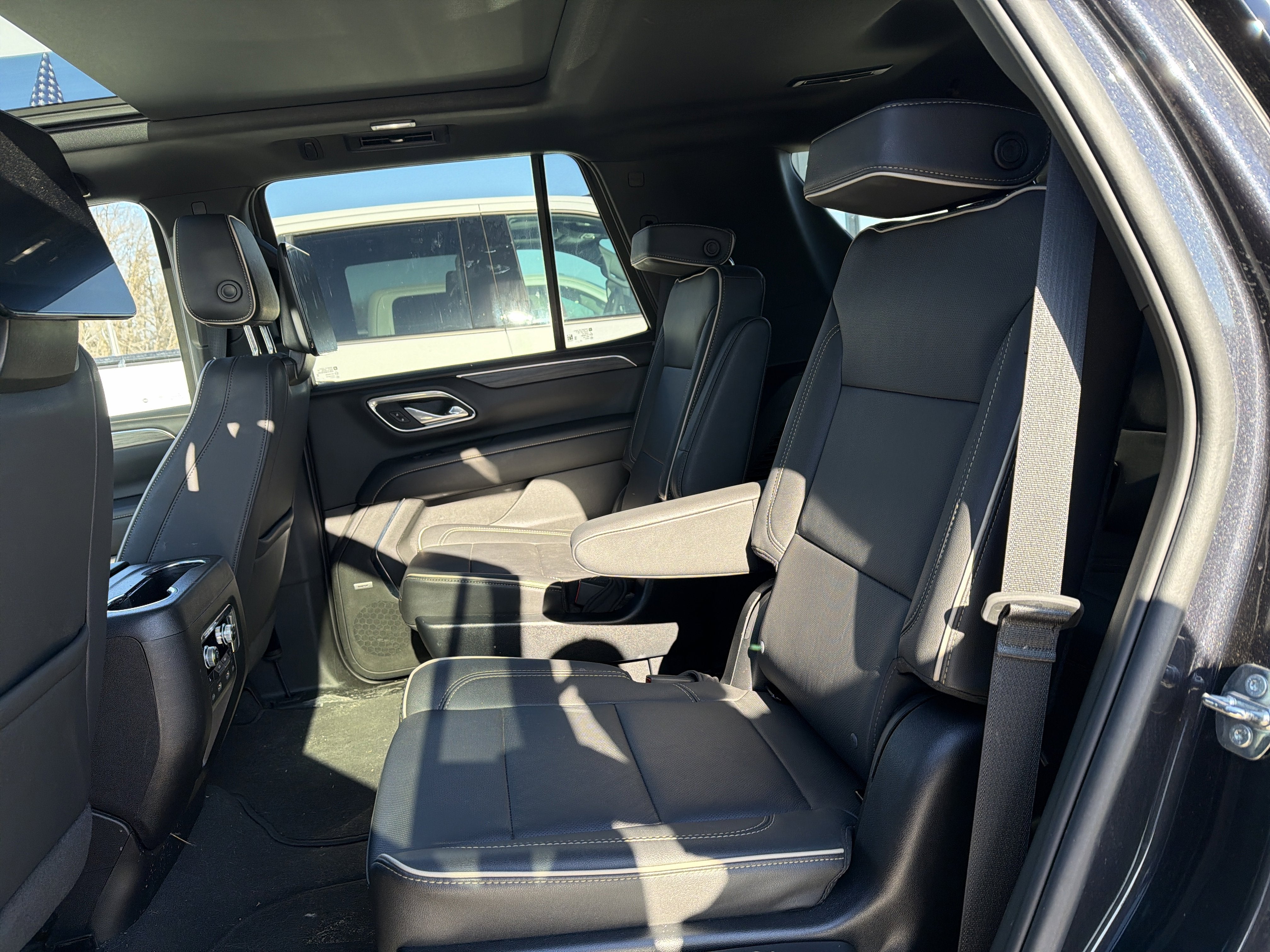 2023 GMC Yukon 4WD 4dr SLT