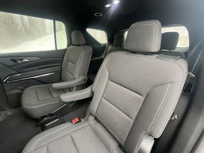 2024 Chevrolet Traverse LT w/2LT