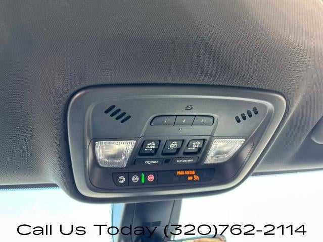 2022 Chevrolet Traverse AWD 2LT