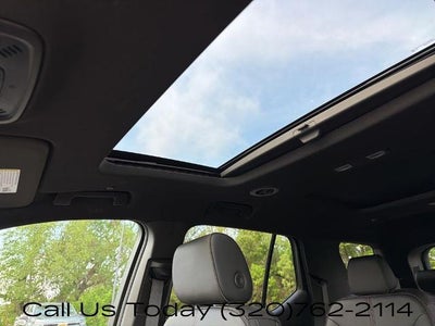 2023 Chevrolet Traverse AWD 2LT
