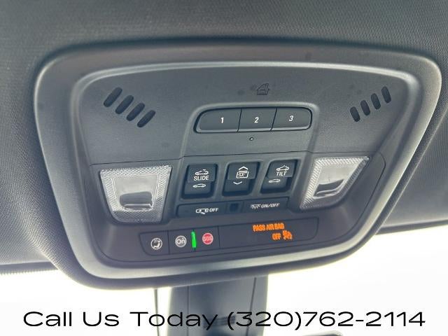 2023 Chevrolet Traverse AWD 2LT