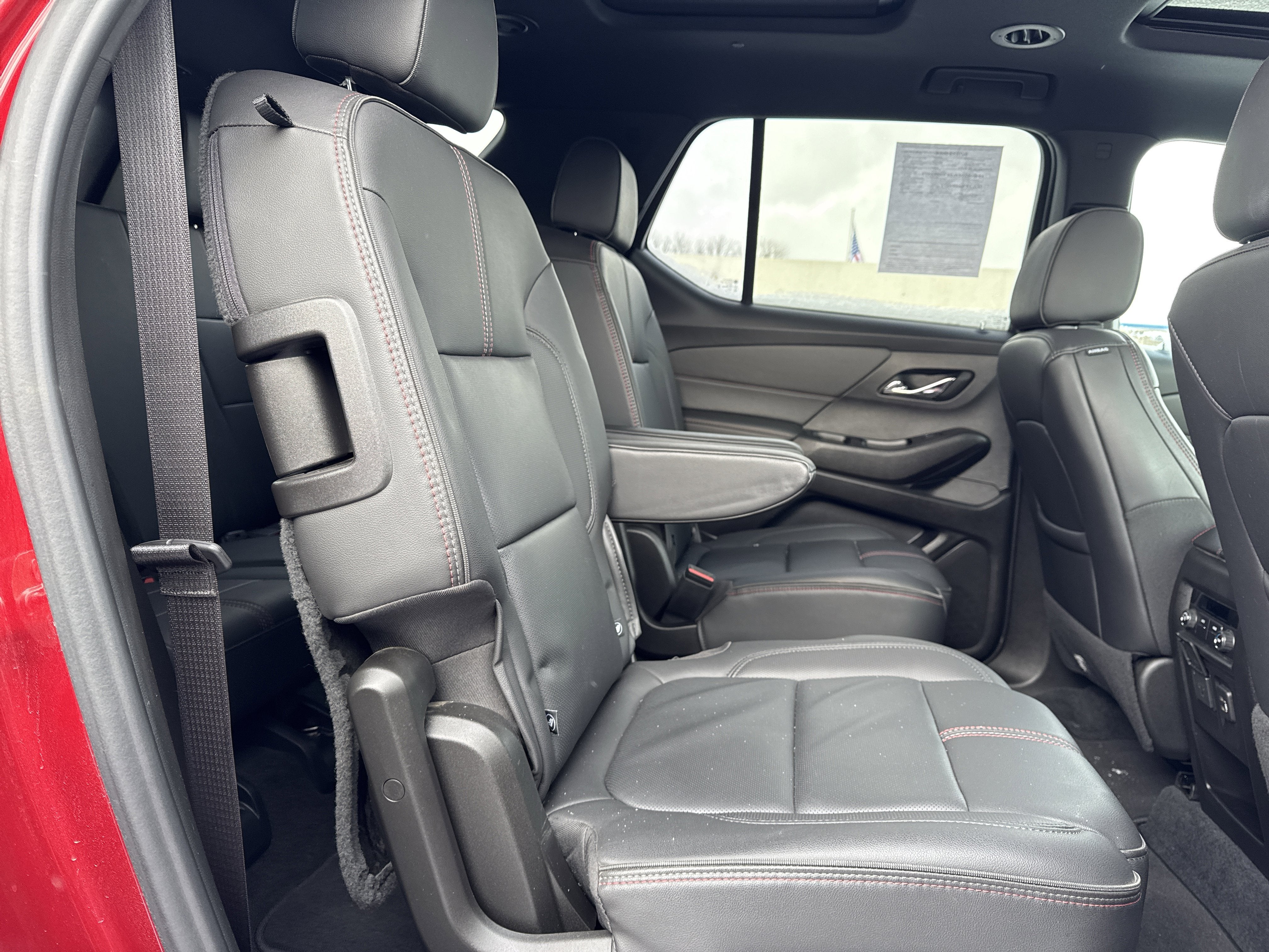 2023 Chevrolet Traverse AWD 2LT