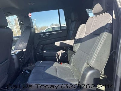 2025 Chevrolet Suburban 4WD RST