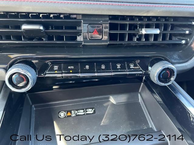 2025 Chevrolet Suburban 4WD RST