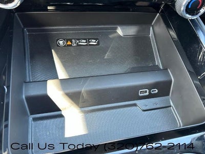 2025 Chevrolet Suburban 4WD RST