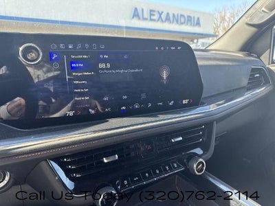 2025 Chevrolet Suburban 4WD RST