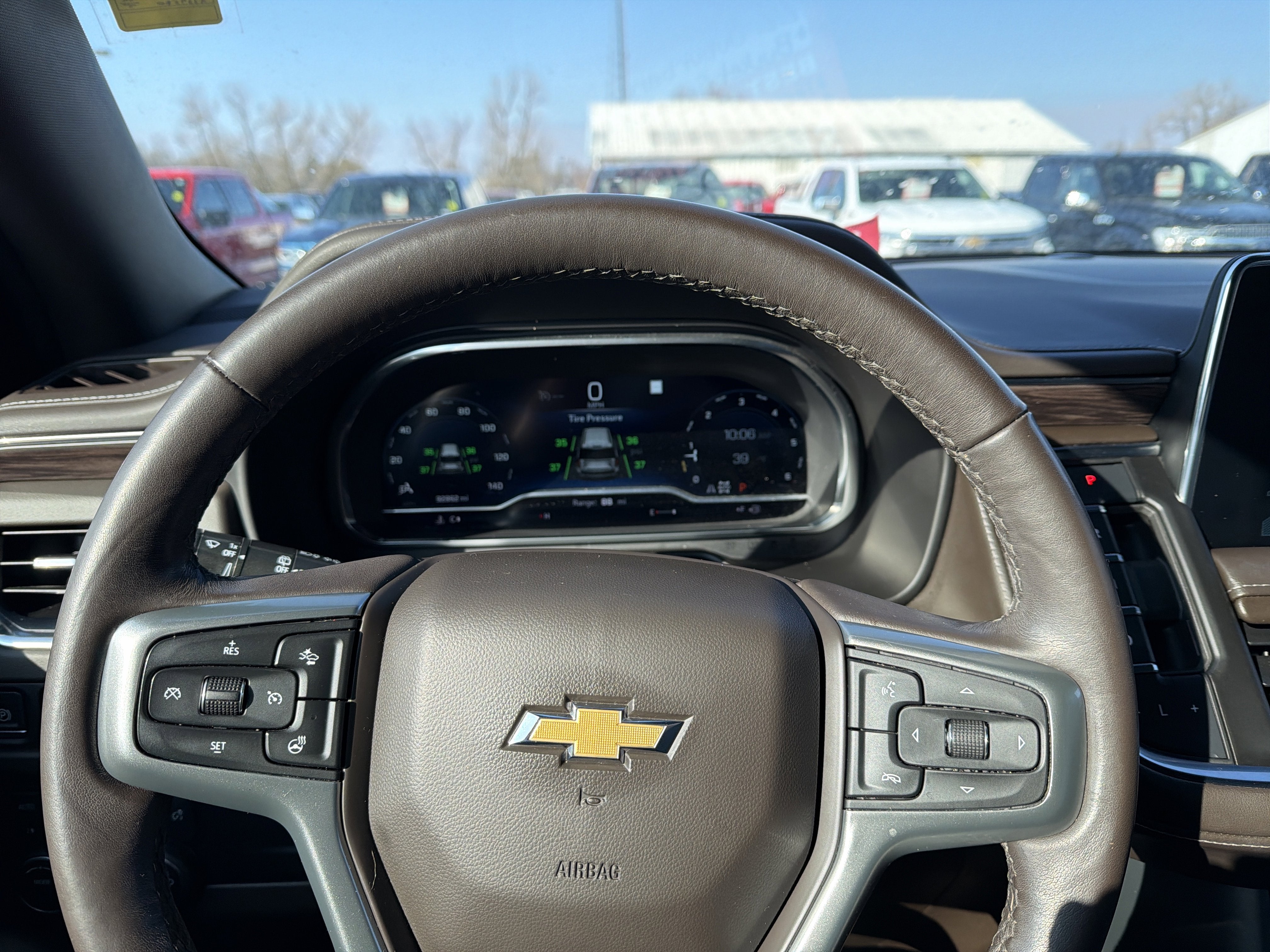 2022 Chevrolet Suburban 4WD LT