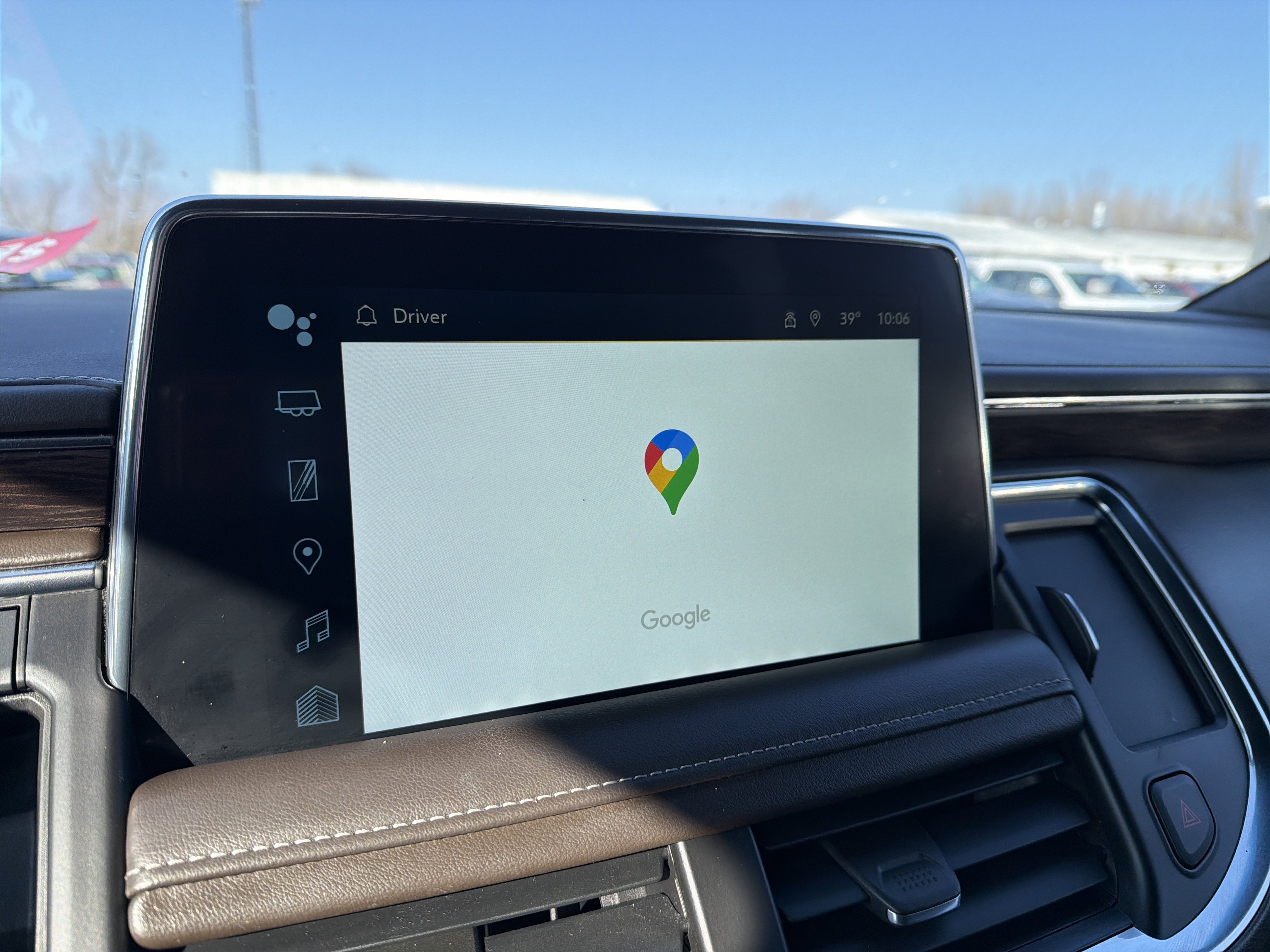 2022 Chevrolet Suburban 4WD LT