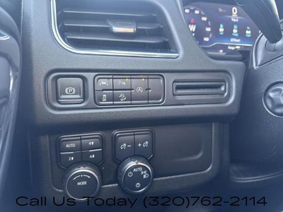 2023 Chevrolet Suburban 4WD Premier