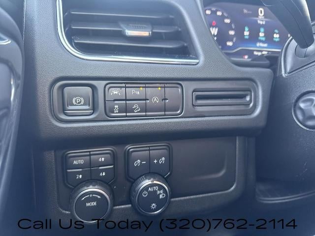 2023 Chevrolet Suburban 4WD Premier