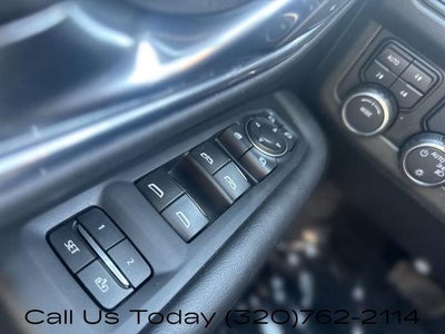 2023 Chevrolet Suburban 4WD Premier