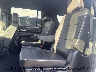 2023 Chevrolet Suburban 4WD Premier