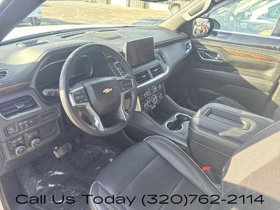 2023 Chevrolet Suburban 4WD Premier