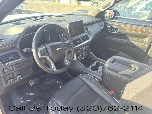 2023 Chevrolet Suburban 4WD Premier