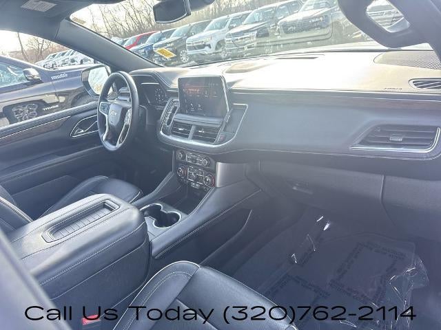 2023 Chevrolet Suburban 4WD Premier