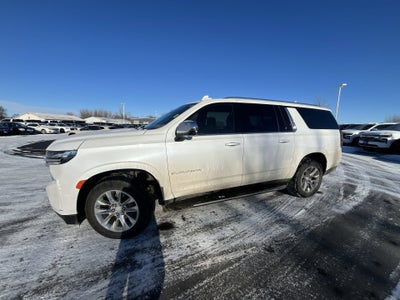 2024 Chevrolet Suburban 4WD Premier