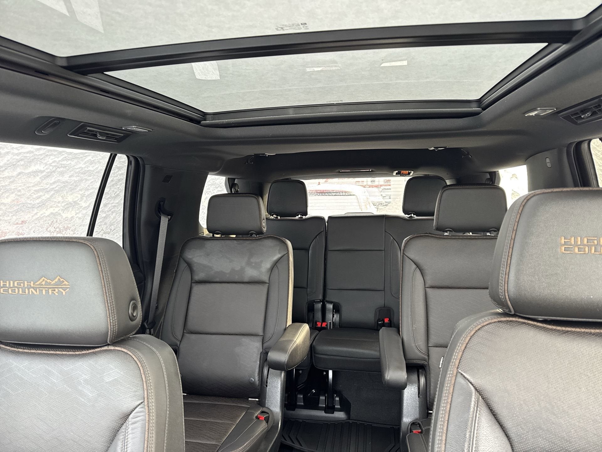 2022 Chevrolet Tahoe 4WD High Country