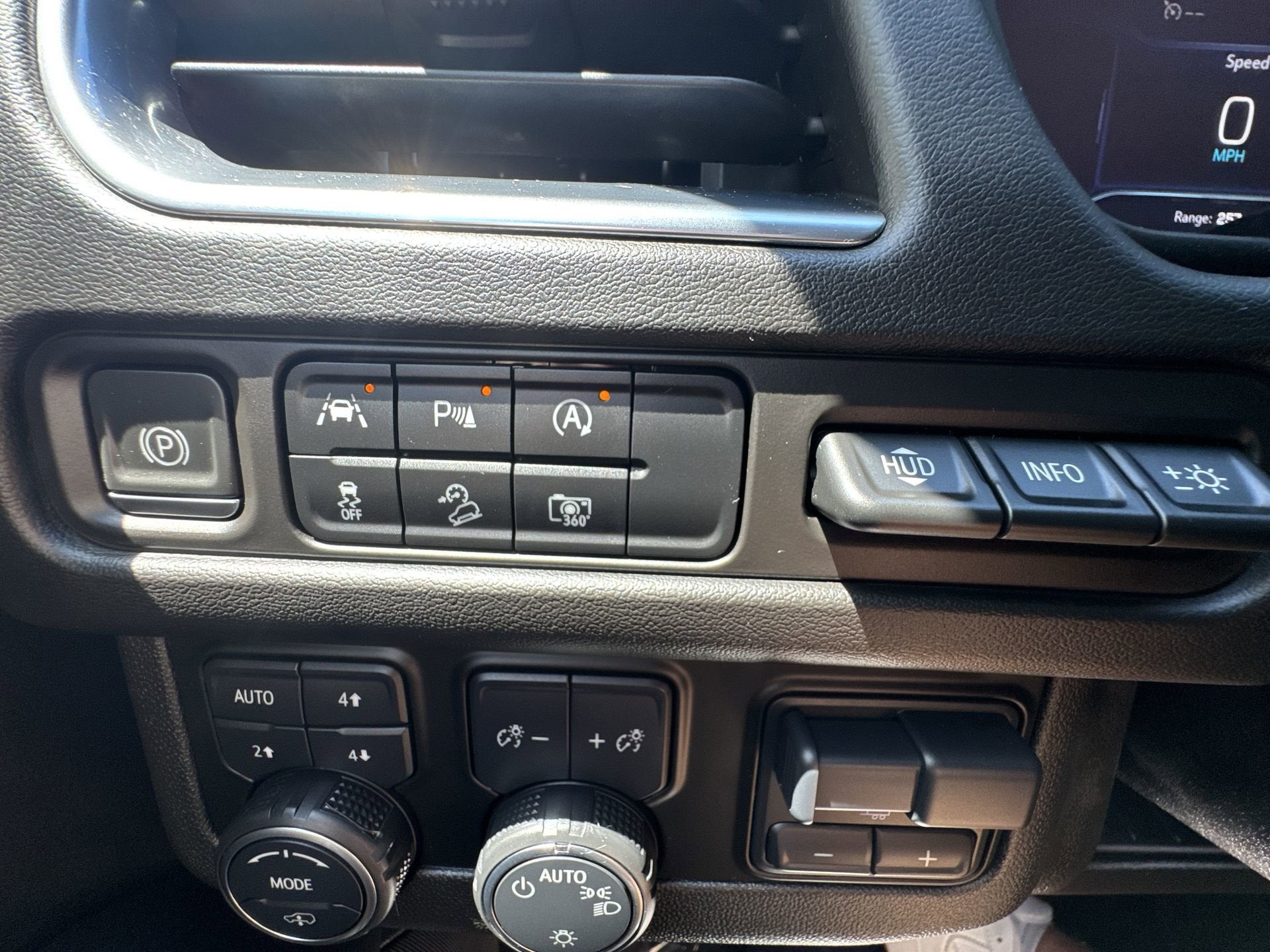 2023 Chevrolet Tahoe 4WD High Country