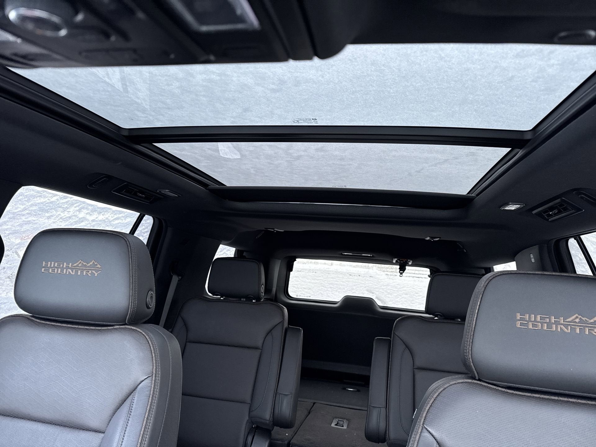 2022 Chevrolet Tahoe 4WD High Country