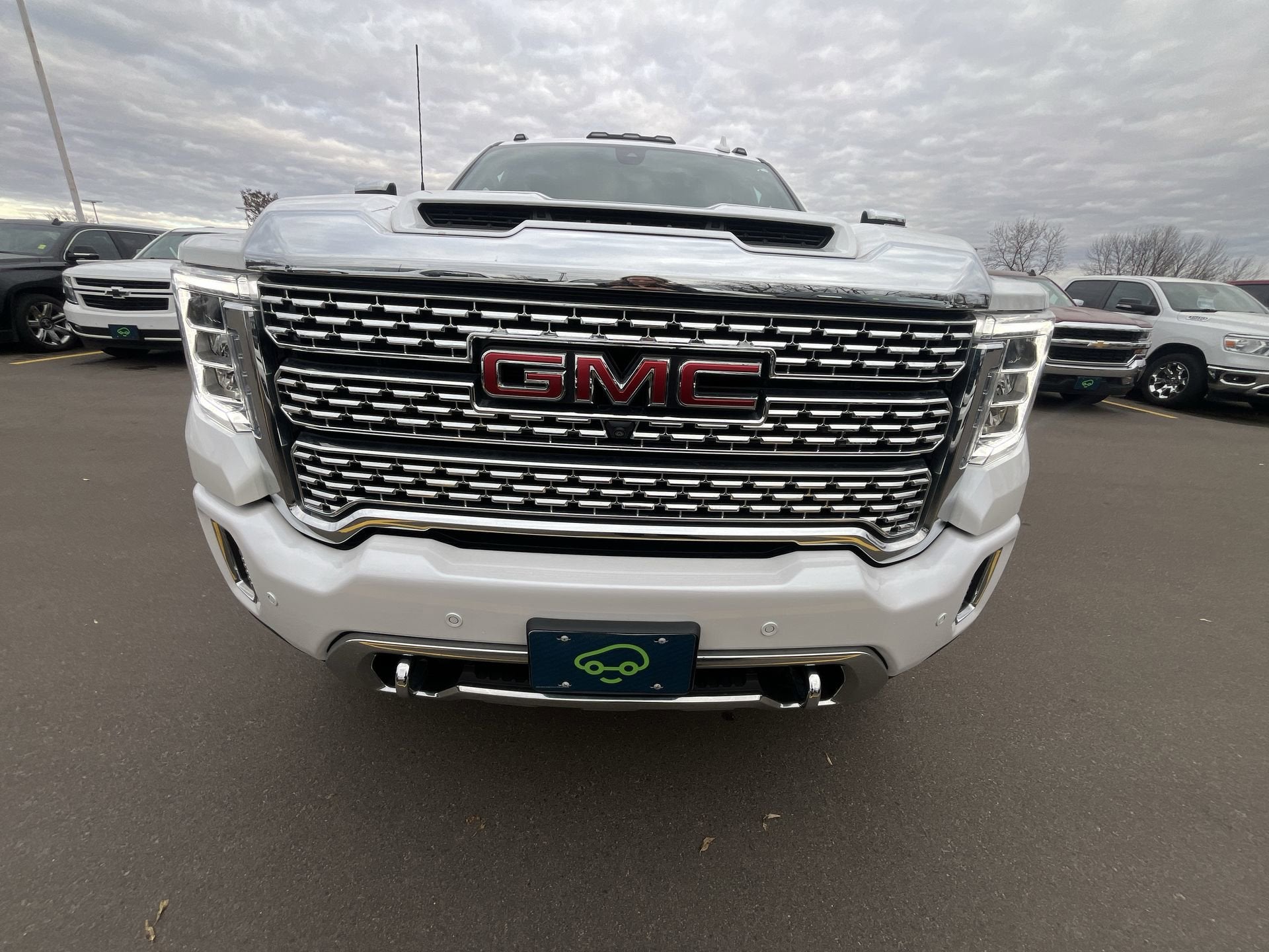 2023 GMC Sierra 2500 HD Crew Cab Standard Box 4-Wheel Drive Denali
