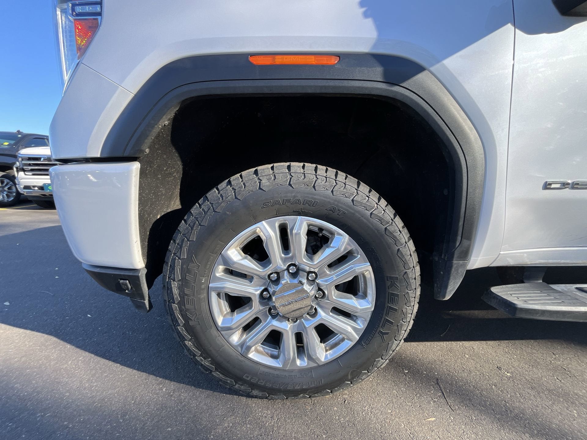 2022 GMC Sierra 3500HD Crew Cab Long Box 4-Wheel Drive Denali