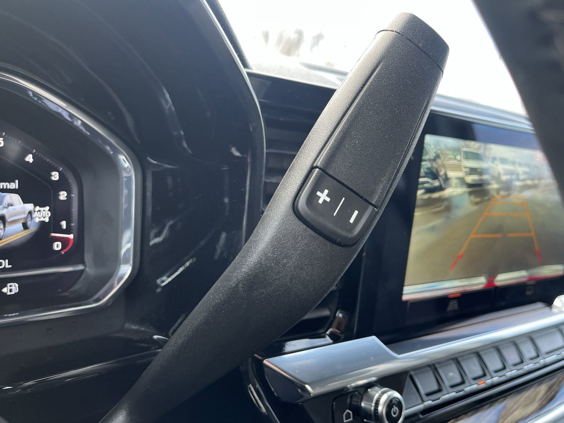 2024 GMC Sierra 1500 Crew Cab Short Box 4-Wheel Drive Elevation 3SB