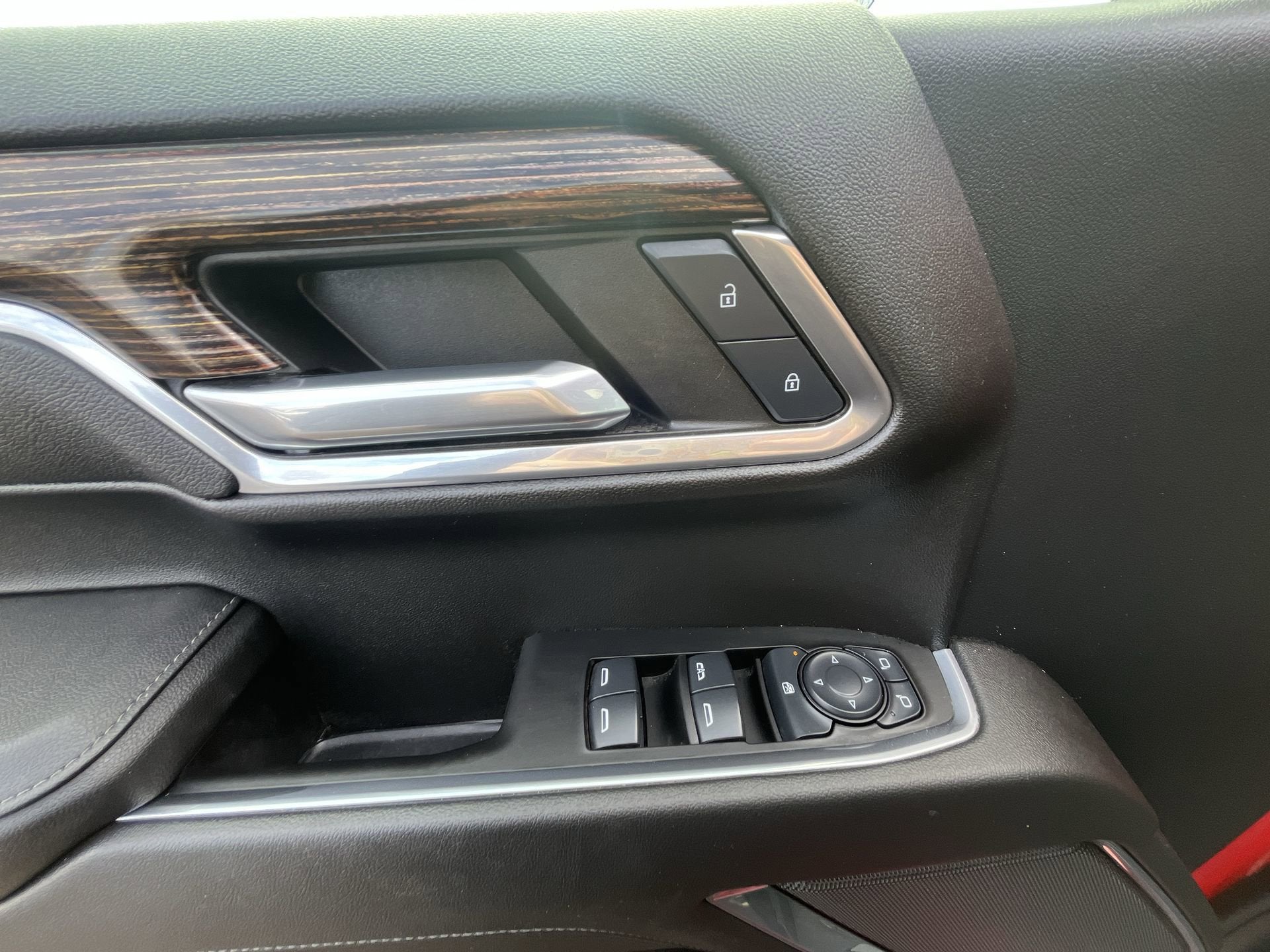 2024 GMC Sierra 1500 Crew Cab Short Box 4-Wheel Drive Elevation 3SB