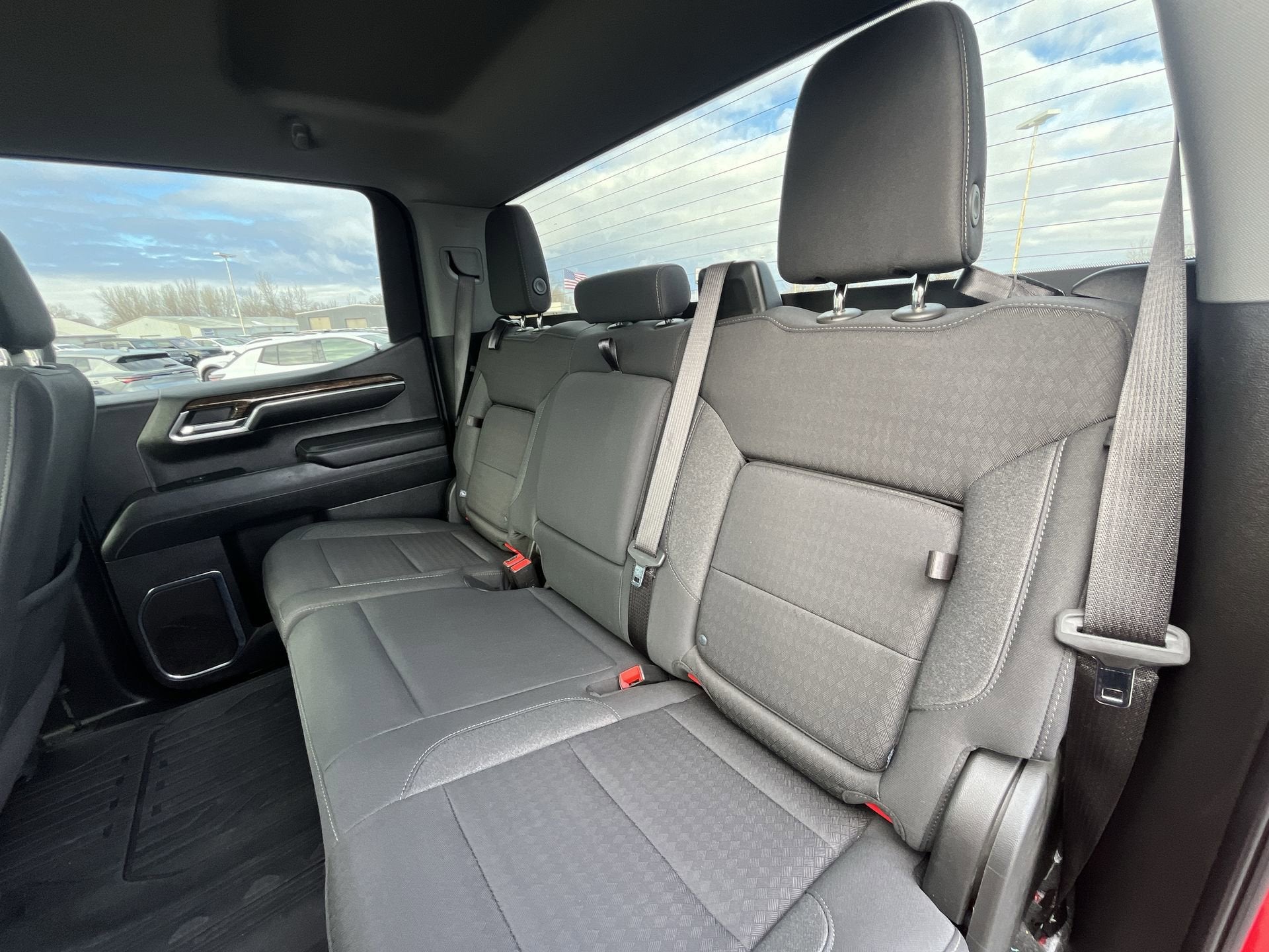 2024 GMC Sierra 1500 Crew Cab Short Box 4-Wheel Drive Elevation 3SB