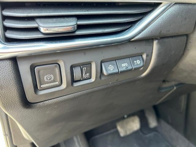 2023 Cadillac XT4 AWD 4dr Premium Luxury
