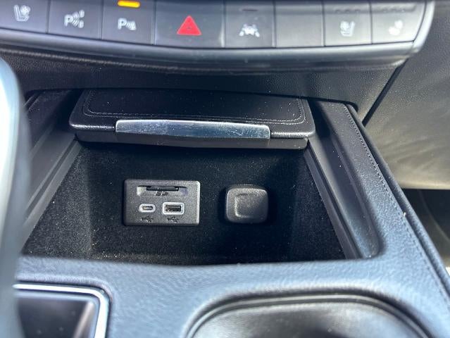 2023 Cadillac XT4 AWD 4dr Premium Luxury