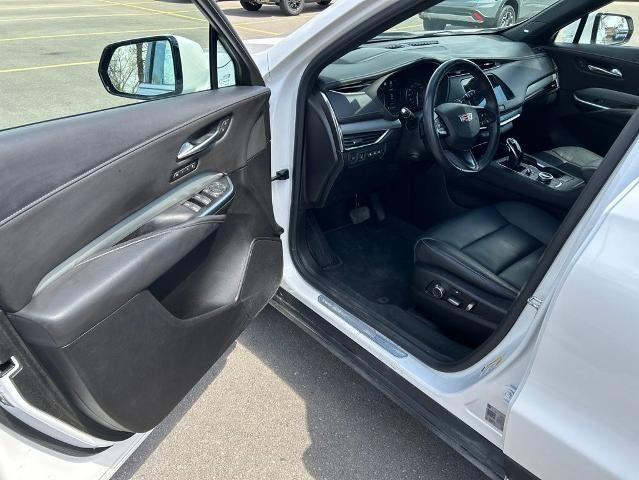 2023 Cadillac XT4 AWD 4dr Premium Luxury