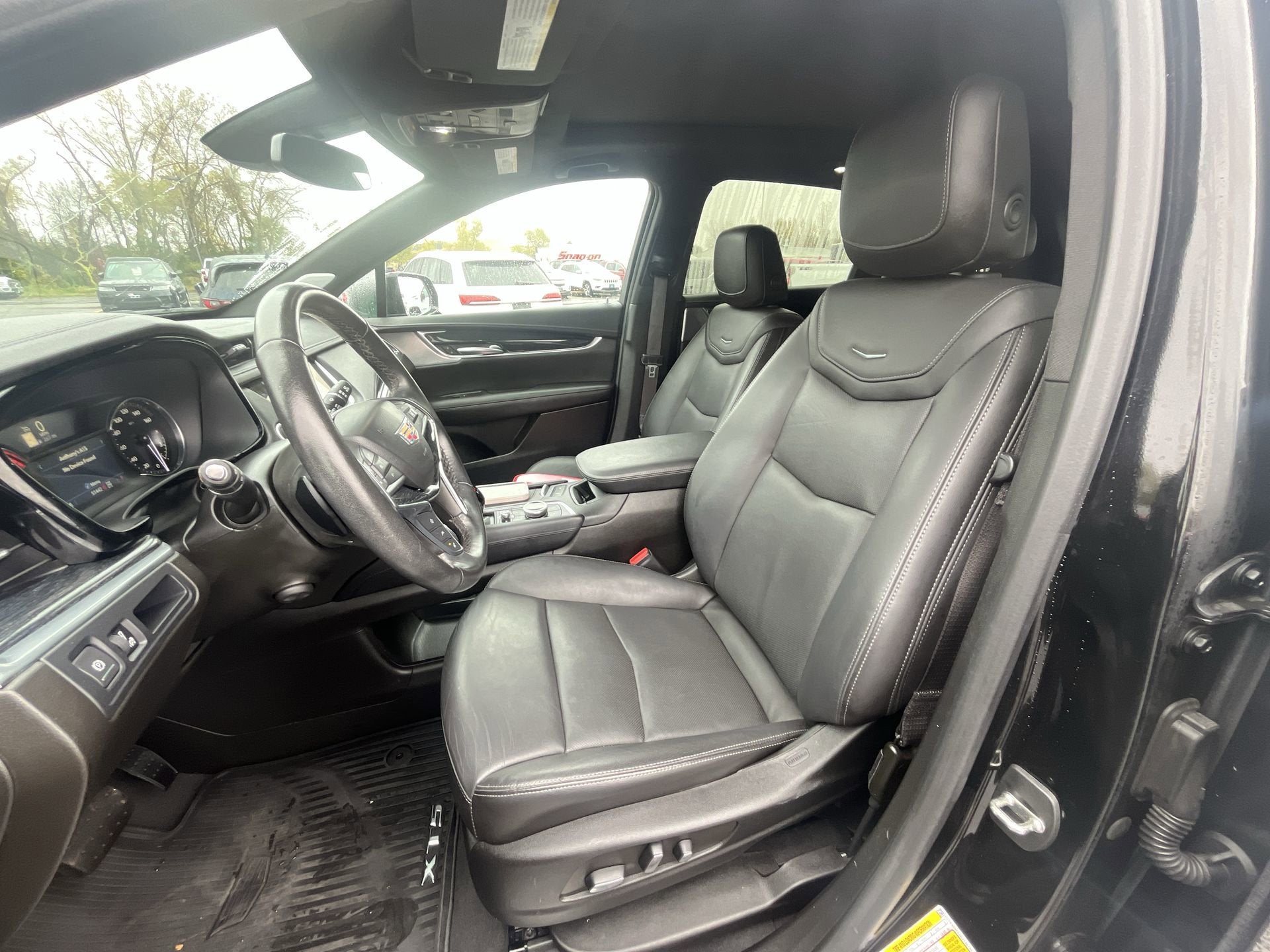 2023 Cadillac XT5 AWD 4dr Premium Luxury