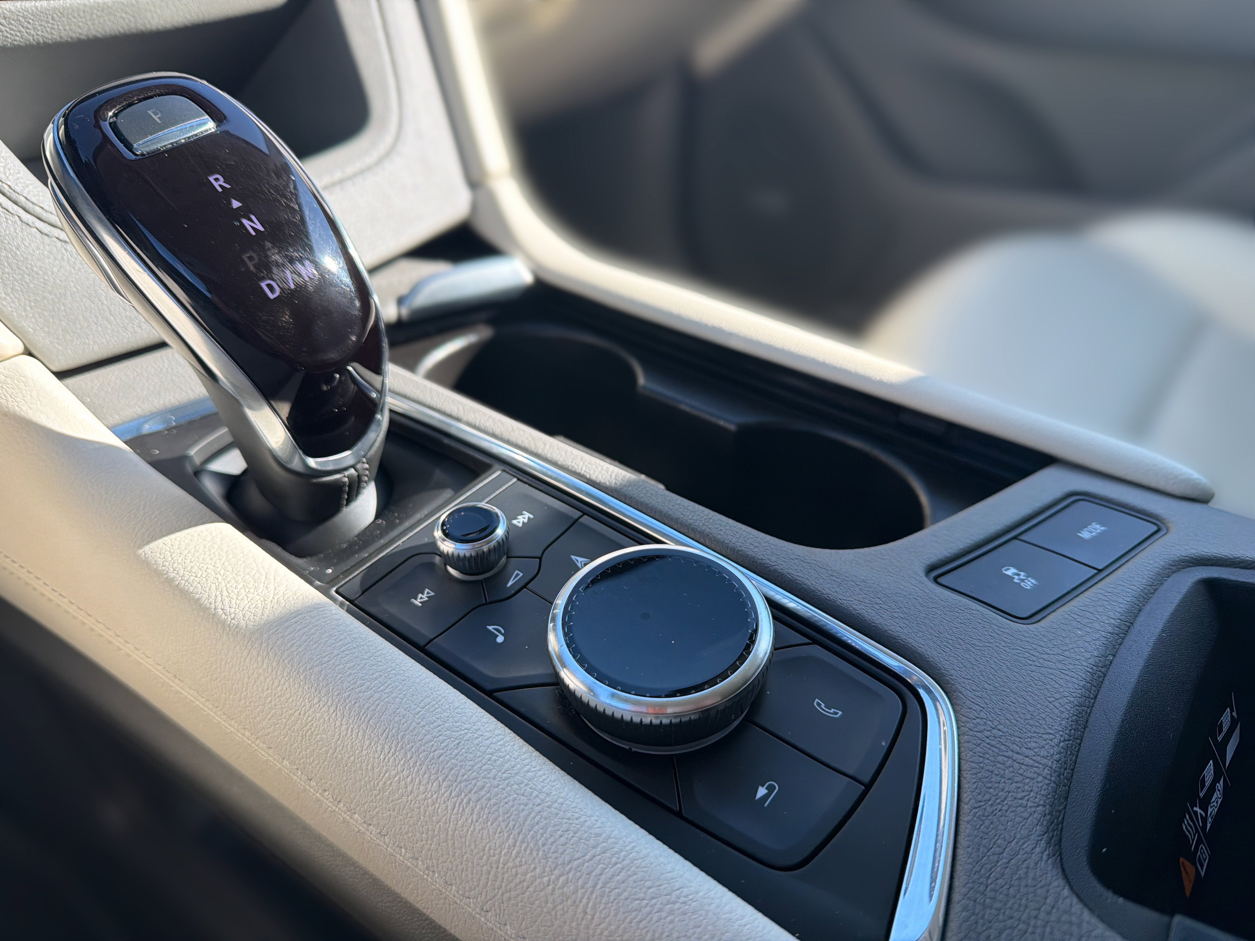 2023 Cadillac XT5 AWD 4dr Premium Luxury