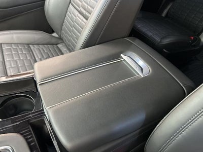 2023 Cadillac Escalade ESV AWD V-Series