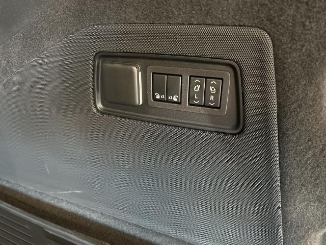 2023 Cadillac Escalade ESV AWD V-Series