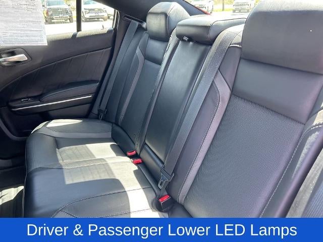2015 Dodge Charger 4dr Sdn SXT AWD