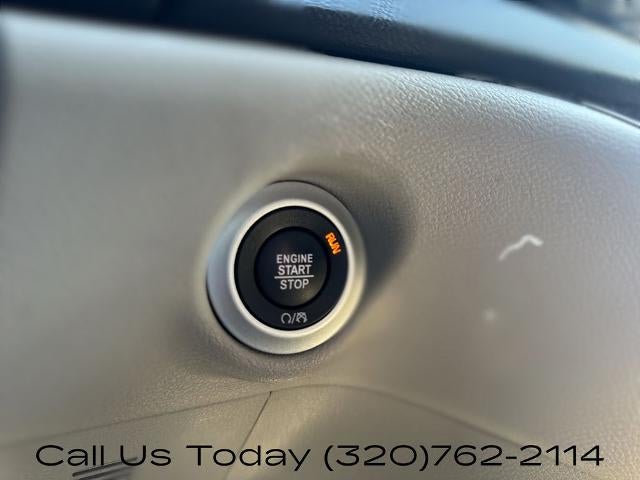 2024 Chrysler Pacifica Touring L FWD