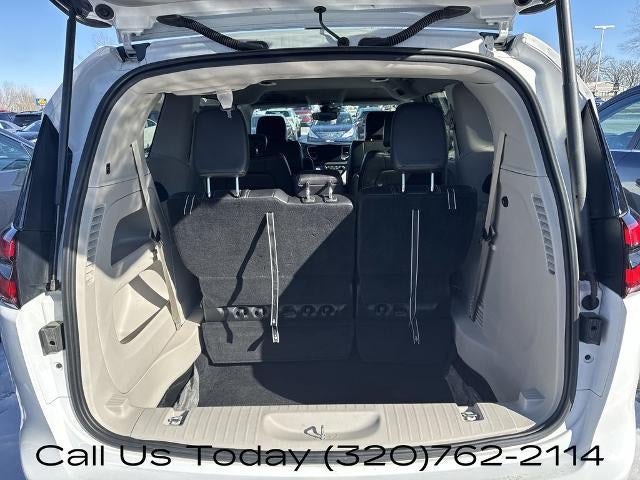 2024 Chrysler Pacifica Touring L FWD