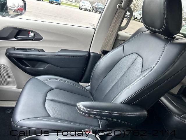 2024 Chrysler Pacifica Touring L FWD