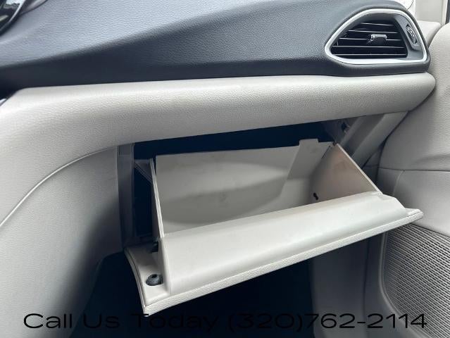 2024 Chrysler Pacifica Touring L FWD