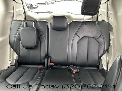 2024 Chrysler Pacifica Touring L FWD