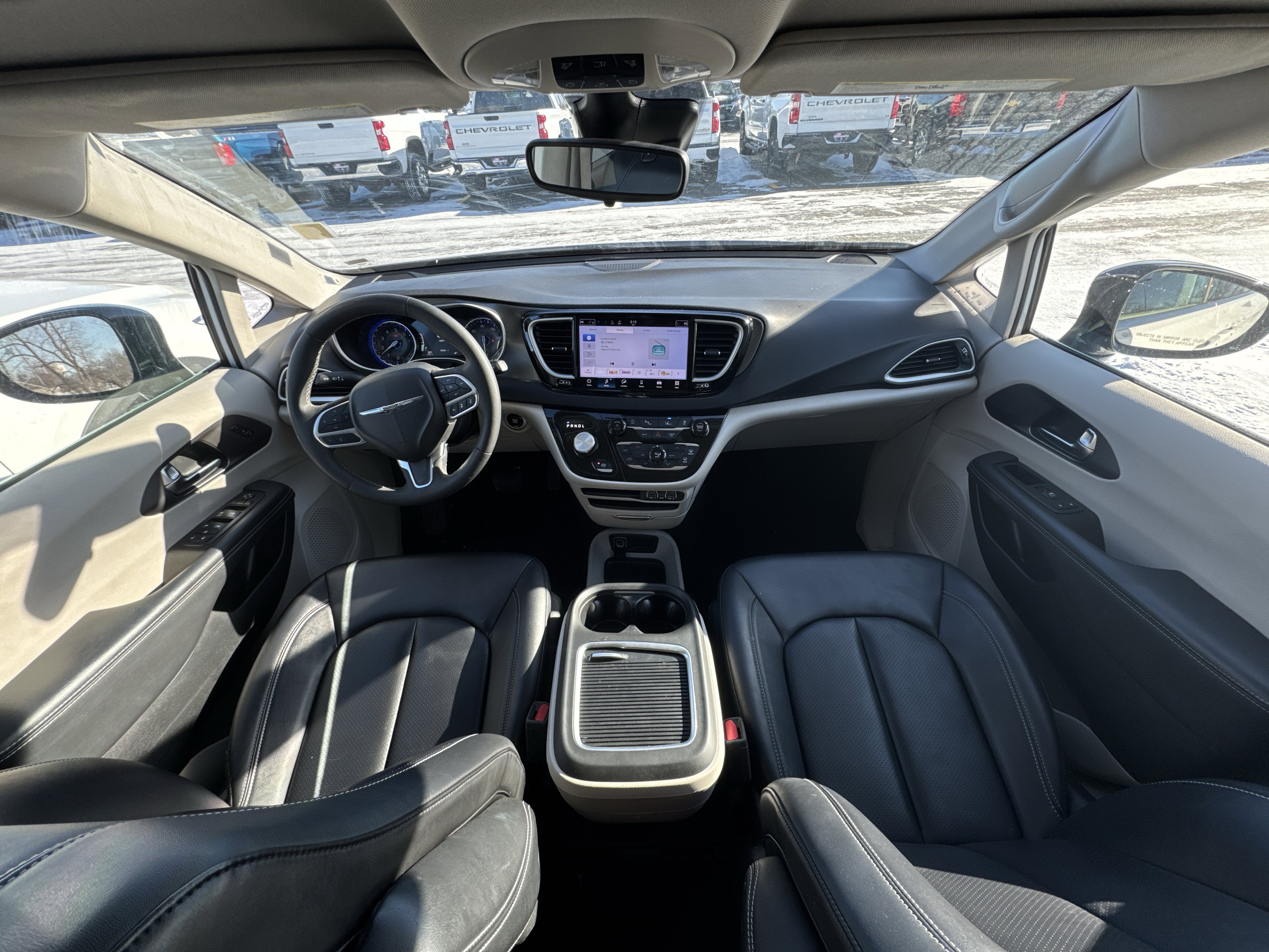 2024 Chrysler Pacifica Touring L FWD