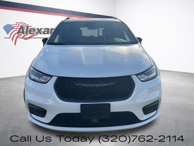 2025 Chrysler Pacifica Limited FWD