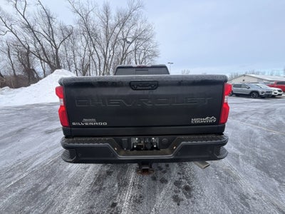 2022 Chevrolet Silverado 2500 HD Crew Cab Standard Box 4-Wheel Drive High Country